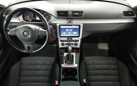 Volkswagen Passat CC I рестайлинг, 2014 год, 1 699 000 рублей, 9 фотография