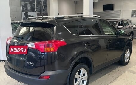 Toyota RAV4, 2014 год, 1 690 000 рублей, 6 фотография