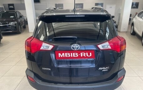 Toyota RAV4, 2014 год, 1 690 000 рублей, 5 фотография
