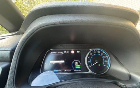 Nissan Leaf II, 2018 год, 1 799 000 рублей, 8 фотография