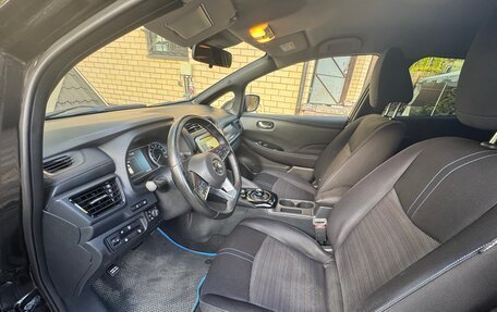 Nissan Leaf II, 2018 год, 1 799 000 рублей, 5 фотография