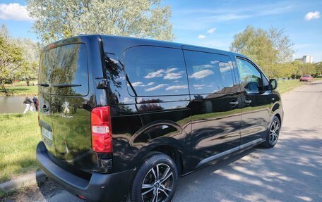 Peugeot Traveller I, 2021 год, 2 700 000 рублей, 9 фотография