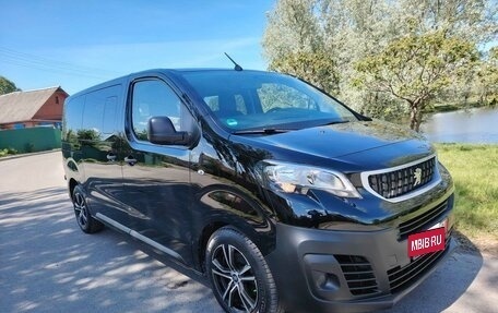 Peugeot Traveller I, 2021 год, 2 700 000 рублей, 11 фотография