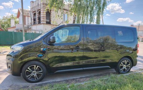 Peugeot Traveller I, 2021 год, 2 700 000 рублей, 24 фотография