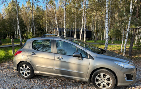 Peugeot 308 II, 2011 год, 550 000 рублей, 2 фотография