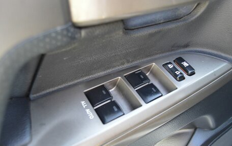 Toyota Land Cruiser 200, 2011 год, 2 896 000 рублей, 11 фотография