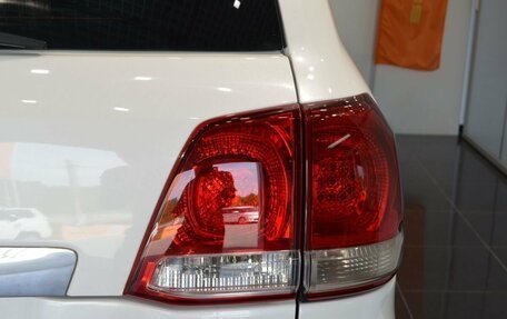 Toyota Land Cruiser 200, 2011 год, 2 896 000 рублей, 7 фотография