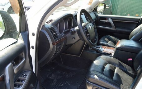 Toyota Land Cruiser 200, 2011 год, 2 896 000 рублей, 9 фотография