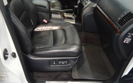 Toyota Land Cruiser 200, 2011 год, 2 896 000 рублей, 32 фотография