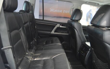 Toyota Land Cruiser 200, 2011 год, 2 896 000 рублей, 38 фотография