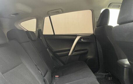 Toyota RAV4, 2016 год, 2 235 000 рублей, 13 фотография