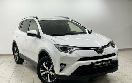 Toyota RAV4, 2016 год, 2 235 000 рублей, 3 фотография