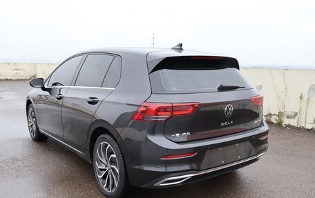 Volkswagen Golf VIII, 2022 год, 1 850 000 рублей, 6 фотография