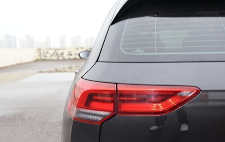 Volkswagen Golf VIII, 2022 год, 1 850 000 рублей, 30 фотография