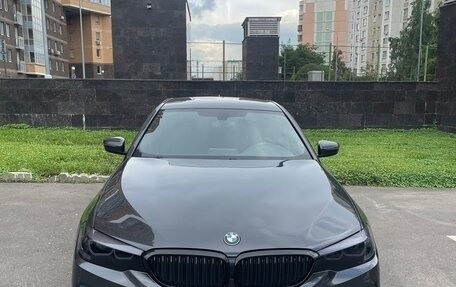 BMW 5 серия, 2019 год, 3 790 000 рублей, 3 фотография