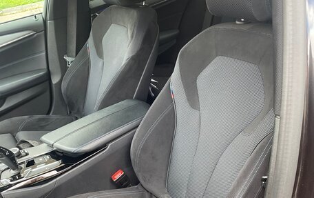 BMW 5 серия, 2019 год, 3 790 000 рублей, 12 фотография