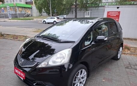 Honda Fit III, 2009 год, 850 000 рублей, 3 фотография