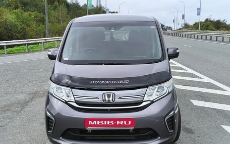 Honda Stepwgn IV, 2019 год, 2 300 000 рублей, 2 фотография