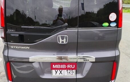 Honda Stepwgn IV, 2019 год, 2 300 000 рублей, 12 фотография