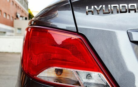 Hyundai Solaris II рестайлинг, 2015 год, 950 000 рублей, 9 фотография