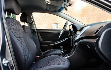 Hyundai Solaris II рестайлинг, 2015 год, 950 000 рублей, 11 фотография