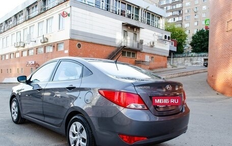 Hyundai Solaris II рестайлинг, 2015 год, 950 000 рублей, 4 фотография