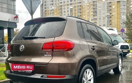 Volkswagen Tiguan I, 2015 год, 1 300 000 рублей, 2 фотография