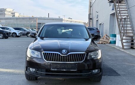 Skoda Superb III рестайлинг, 2013 год, 1 250 000 рублей, 2 фотография