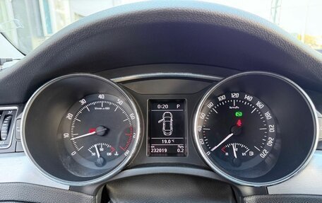 Skoda Superb III рестайлинг, 2013 год, 1 250 000 рублей, 12 фотография