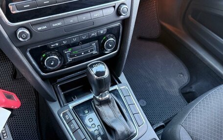 Skoda Superb III рестайлинг, 2013 год, 1 250 000 рублей, 14 фотография