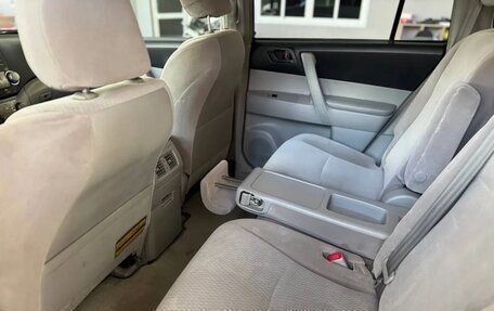 Toyota Highlander III, 2009 год, 1 650 000 рублей, 13 фотография