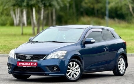 KIA cee'd I рестайлинг, 2011 год, 830 000 рублей, 3 фотография