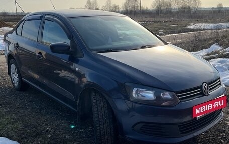 Volkswagen Polo VI (EU Market), 2012 год, 600 000 рублей, 2 фотография