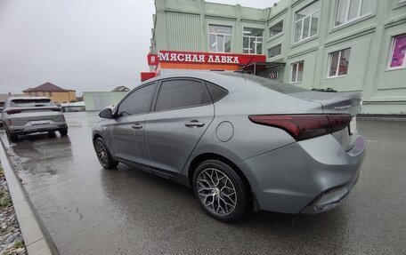 Hyundai Solaris II рестайлинг, 2018 год, 1 380 000 рублей, 4 фотография