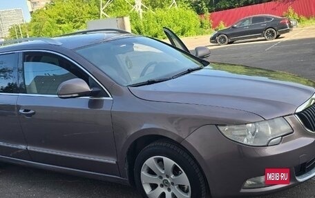 Skoda Superb III рестайлинг, 2011 год, 960 000 рублей, 3 фотография