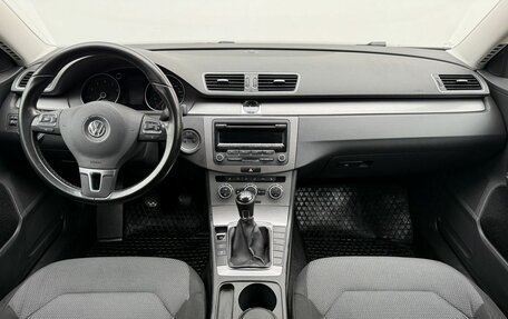 Volkswagen Passat B7, 2012 год, 1 005 000 рублей, 12 фотография