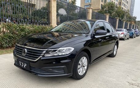 Volkswagen Lavida, 2021 год, 1 049 777 рублей, 2 фотография