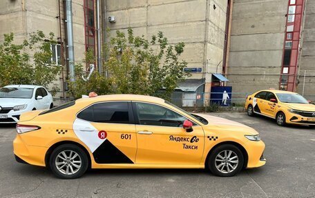 Toyota Camry, 2020 год, 1 540 000 рублей, 4 фотография