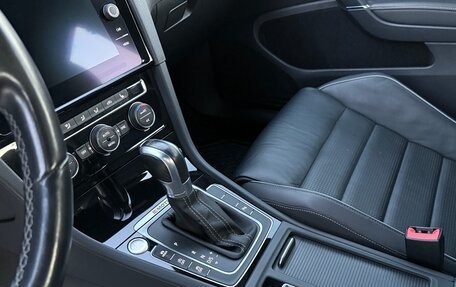 Volkswagen Golf R VII, 2019 год, 3 560 рублей, 4 фотография