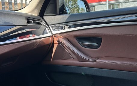 BMW 5 серия, 2016 год, 2 050 000 рублей, 10 фотография
