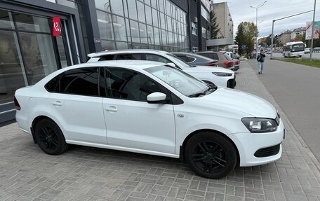 Volkswagen Polo VI (EU Market), 2015 год, 819 000 рублей, 2 фотография