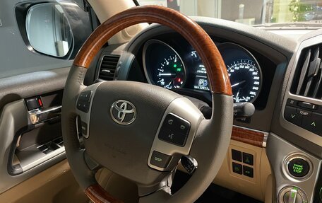 Toyota Land Cruiser 200, 2013 год, 3 500 000 рублей, 25 фотография