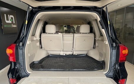 Toyota Land Cruiser 200, 2013 год, 3 500 000 рублей, 31 фотография