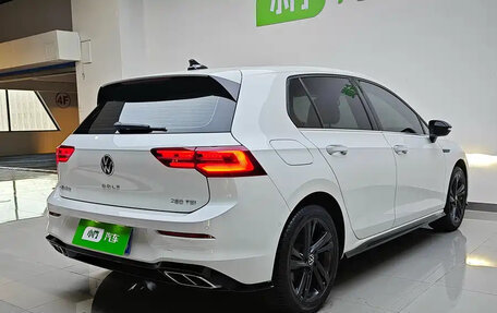 Volkswagen Golf VIII, 2022 год, 2 100 000 рублей, 6 фотография
