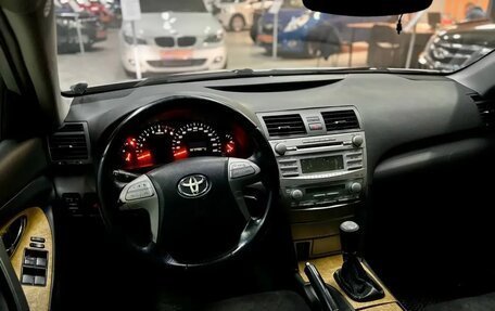 Toyota Camry, 2006 год, 725 000 рублей, 10 фотография