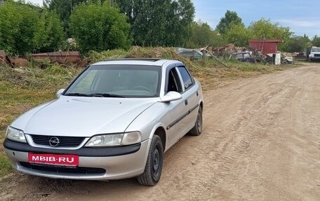 Opel Vectra B рестайлинг, 1997 год, 130 000 рублей, 1 фотография