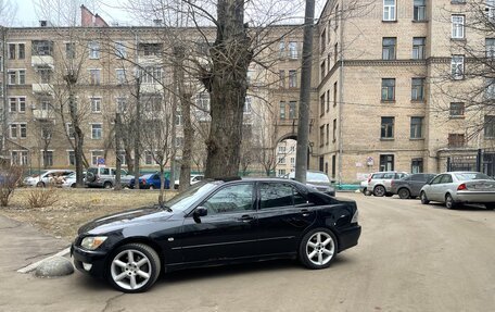 Lexus IS II рестайлинг 2, 1999 год, 1 200 000 рублей, 3 фотография