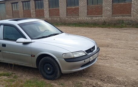 Opel Vectra B рестайлинг, 1997 год, 130 000 рублей, 2 фотография