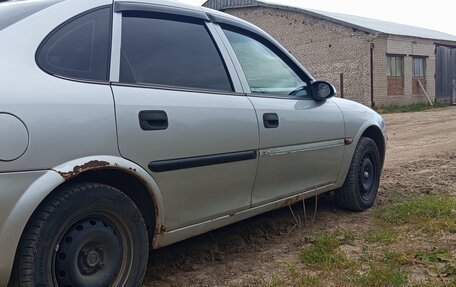 Opel Vectra B рестайлинг, 1997 год, 130 000 рублей, 5 фотография