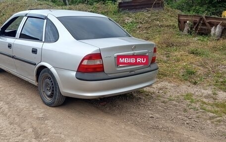 Opel Vectra B рестайлинг, 1997 год, 130 000 рублей, 4 фотография